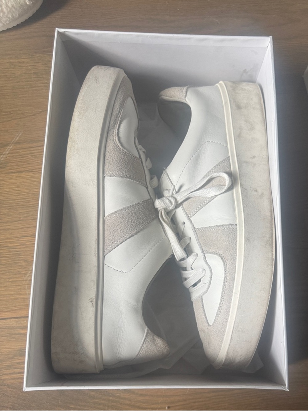 Men's White Leather Casual Sneakers MNML